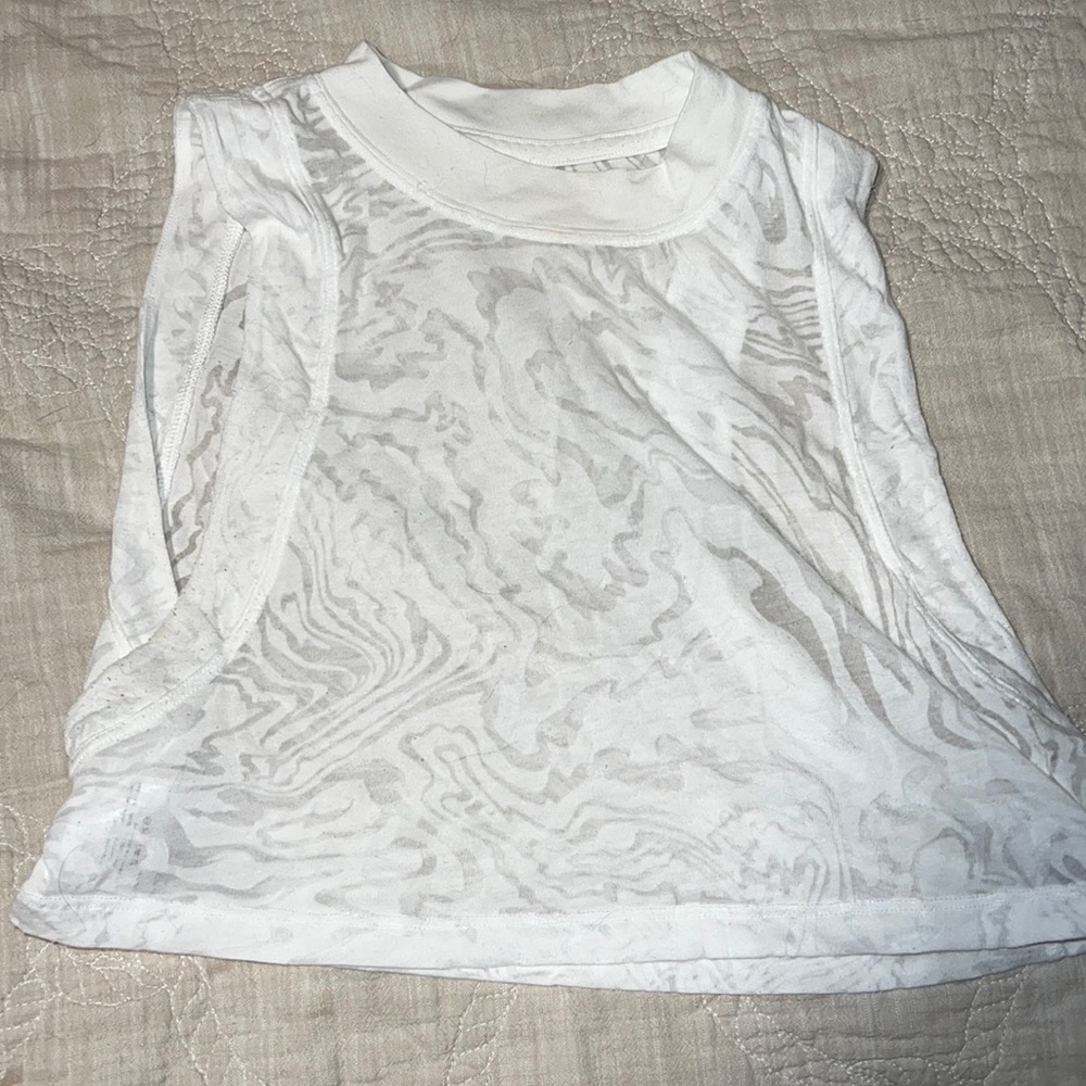 Lululemon Veil Cropped Tank- White